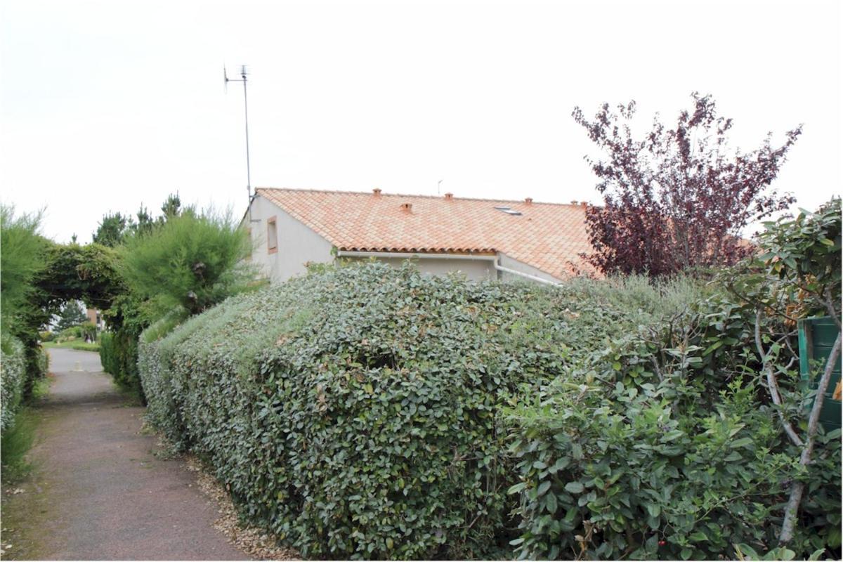 Petite Maison Dans Residence Avec Piscine Proche Plage Et Centre Ville A Pied Pornic Exteriör bild